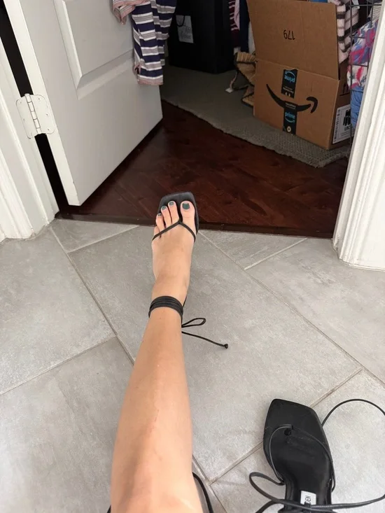 Steve Madden Black Lace-Up Square-Toe Strappy Sandals - Picture 6 of 7